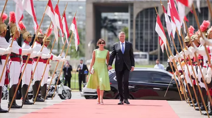 iohannis si sotia