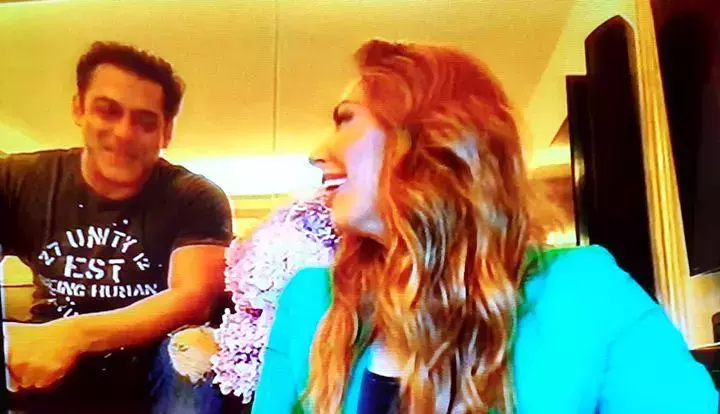 iulia-vantur-120-2