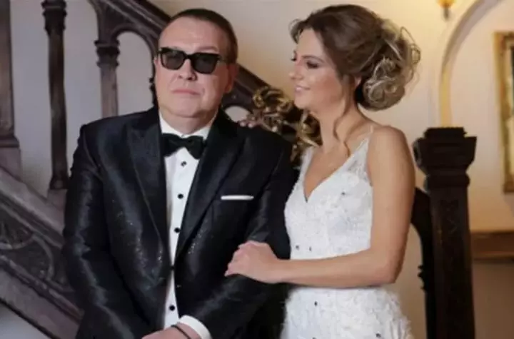 Gabriel Cotabiță și soția sa, Alina Munteanu (1)