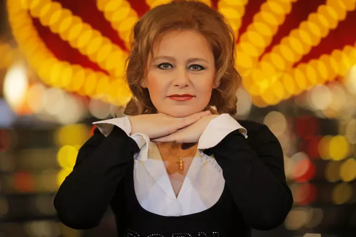 Liliana-Mocanu-Las-Fierbinti-4