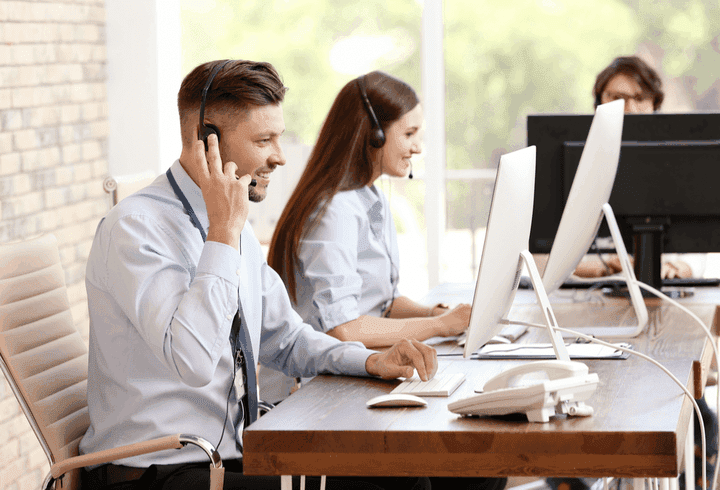 Selena Gomez și-a făcut același tatuaj ca și prietenele ei. Ce semnifică acesta