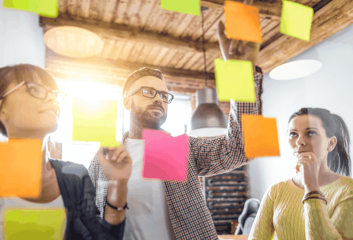 Celebrități care nu o suportă pe Meghan Markle