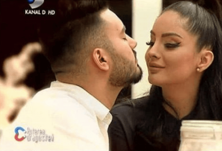 Ruby și-a făcut 2 operații estetice în secret, la 18 ani. Acum are probleme grave cu sânii!