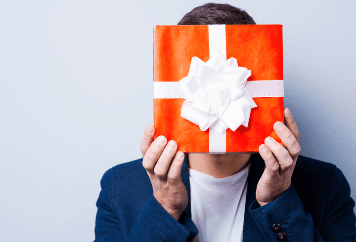 (P) Cum asortezi geanta și pantofii- sfaturi de stil și idei pentru vară