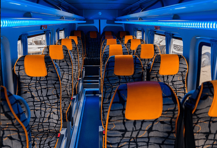 (P) Zile de vară cu distracție și voie bună, în Skiathos