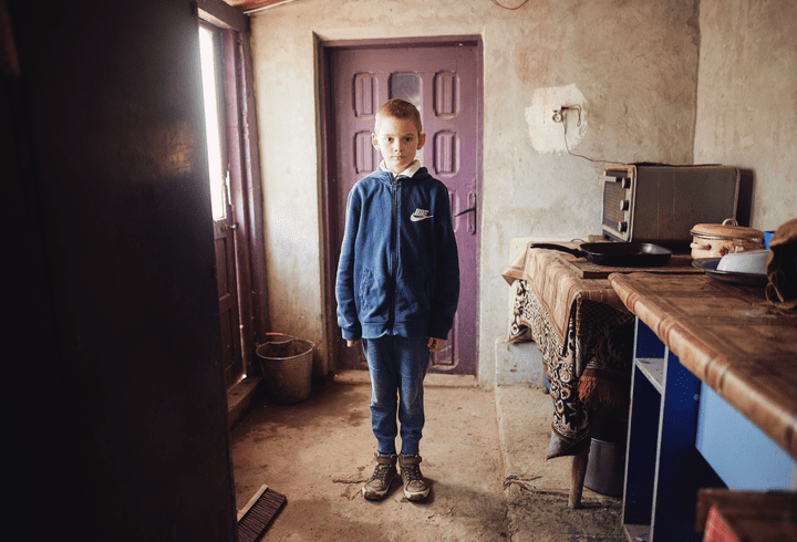 [Dă binele mai departe] ”Autoizolat, DAR nu singur” – program de suport psihologic gratuit