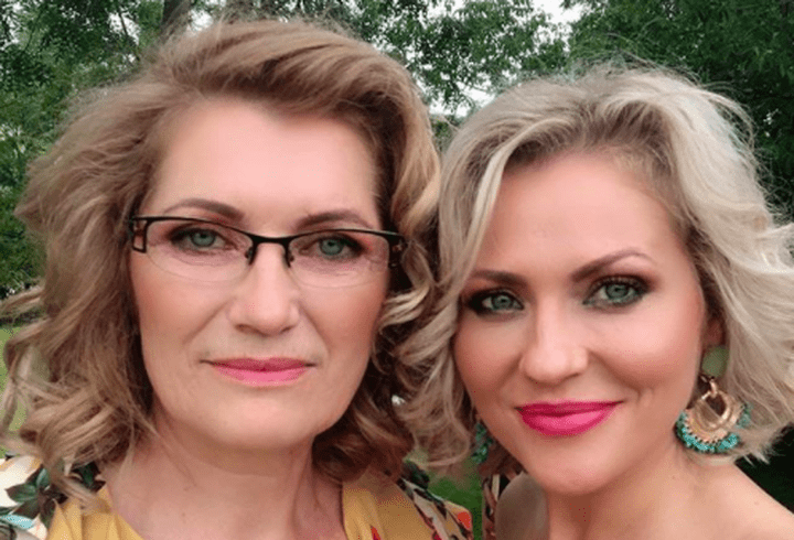 Cum arată Katy Perry, la cinci zile după ce a născut. S-a fotografiat în lenjerie intimă și nu a modificat deloc imaginea în Photoshop