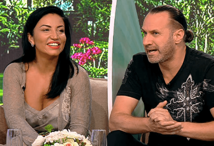 O mai ții minte pe Adina, fetița de la Glina, care trăiește lângă groapa de gunoi? La 14 ani, a ajuns model internațional și va prezenta moda la New York