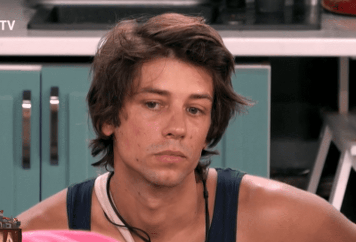 Gina Pistol nu mai ține cont de calorii! A ieșit singură la restaurant și și-a satisfăcut toate poftele culinare