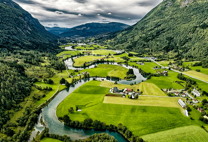 Modalități prin care pot ajuta bunicii în creșterea unui bebeluș