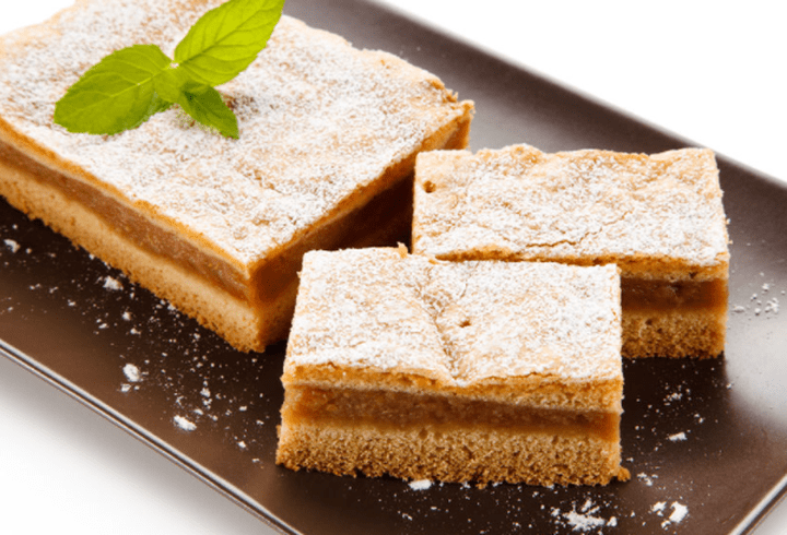 Rețetă de pandișpan cu vișine. Un desert delicios