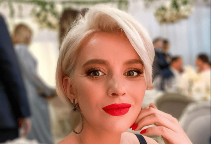 Cine este Otniela de la Bravo, ai stil! A stârnit pasiuni în showbiz