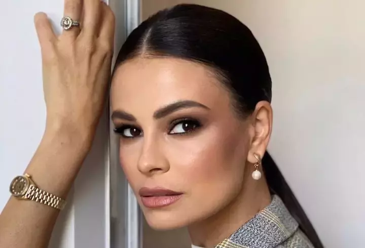 Nicole Cherry, mesaj neașteptat pentru fani, în timp ce o alăpta pe Anastasia: "Calmați-vă cu sânul, vă rog!"