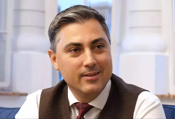 Adela Popescu are COVID-19 a doua oară: „Îmi curge nasul și gâtul mă doare”. Cine o înlocuiește la Vorbește Lumea