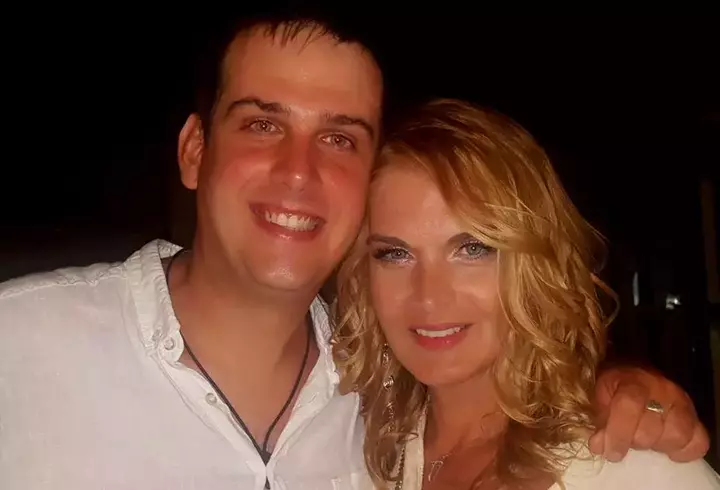 Răzvan Simion și Dani Oțil, schimb de replici neașteptat, în direct, la TV: „Nu ți-e, mă, rușine? Te-am dus în spate atâția ani...”