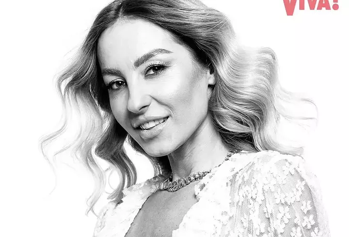 Corina Caciuc a născut. Laurențiu Reghecampf a dezvăluit numele băiețelului