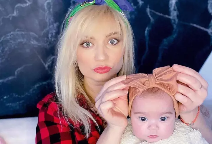 Prezentatoarea Anca Ciota a născut. Prima imagine cu bebelușul: ”E absolut perfect”