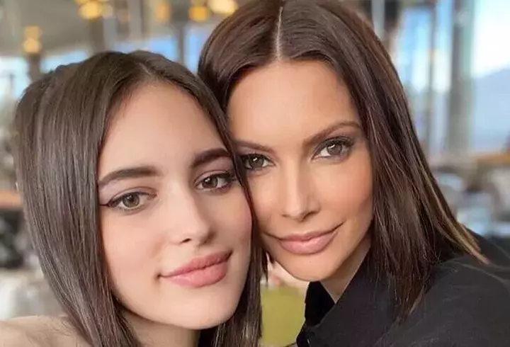 Fostul principe Nicolae și-a botezat fiul, în Catedrala Încoronării din Alba Iulia! Imagini emoționante de la ceremonie