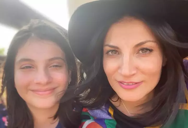 Fiica Andreei Berecleanu a apărut pe Instagram într-un costum de baie minuscul. Eva Zaharescu e foarte sexy, la 20 de ani