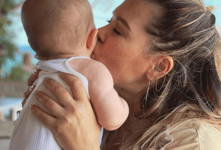 Ce vedete au datorii la Adina Buzatu. Stilista le-a dezvăluit numele: „Am vorbit și cu Alex Velea că are să-mi dea bani”