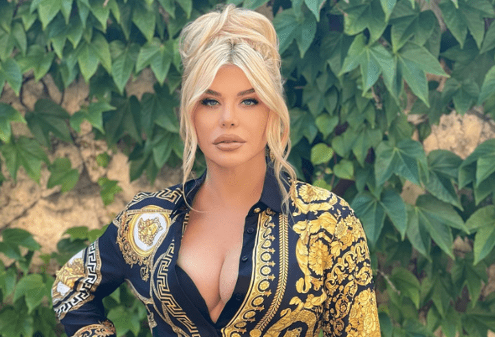 Ce făcea Corneliu Vadim Tudor în fiecare an, de 1 Decembrie: „Pentru  țara mea îmi dau viața!"