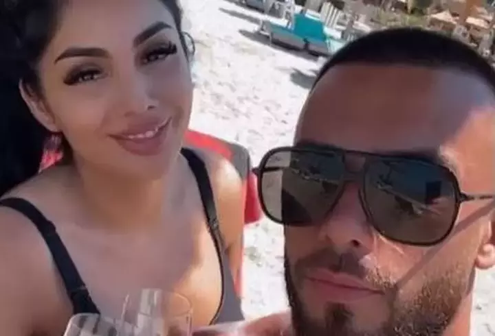 Ce dietă ține Emilia Ghinescu, la 43 de ani. Artista cântărește doar 49 de kg: „Mai mănânc și ceva dulce, dar light”