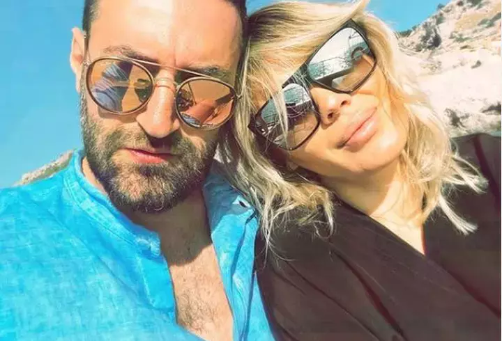 Gina-Pistol-si-Smiley-3-1