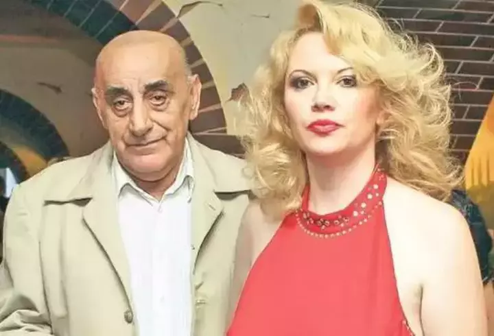 Alexandra Stan, complet goală la piscină. Imagini inedite din vacanța din Grecia