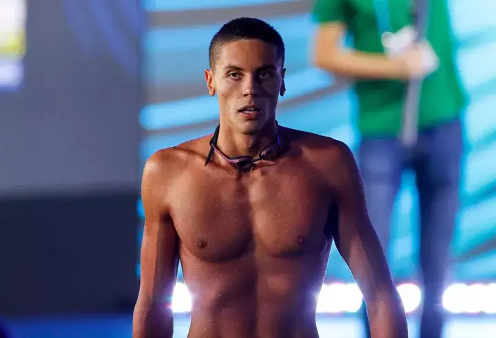 cine-este-si-cu-ce-se-ocupa-tatal-lui-David-Popovici-14