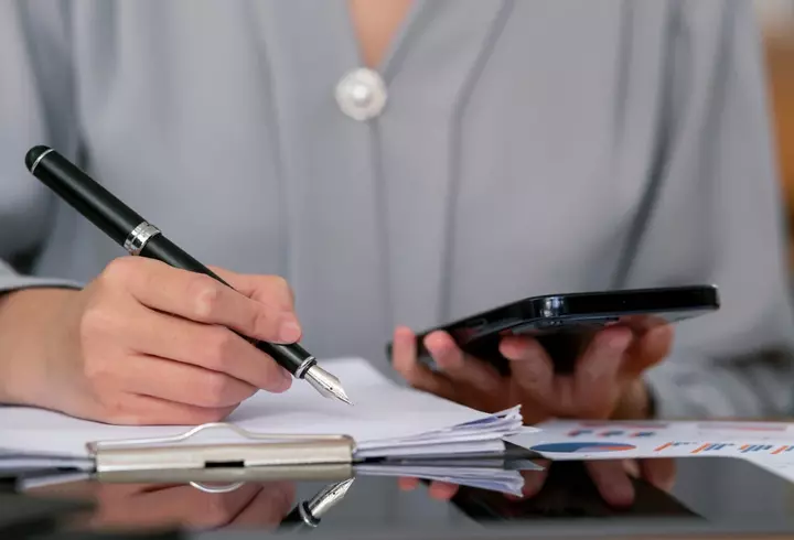 5 Semne că iubitul tău joacă la pariuri