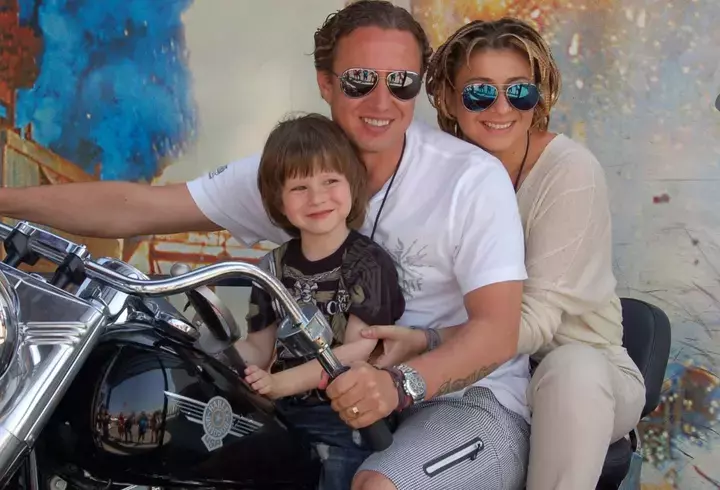 Anamaria-Prodan-si-Laurentiu-Reghecampf-razboi-pentru-Bebeto