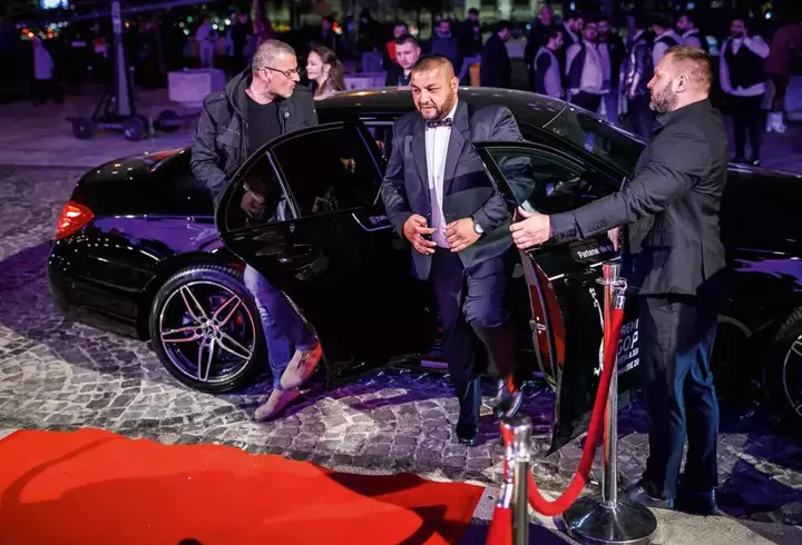 O tânără și-a tatuat chipul Anamariei Prodan pe picior. Cum a reacționat impresara