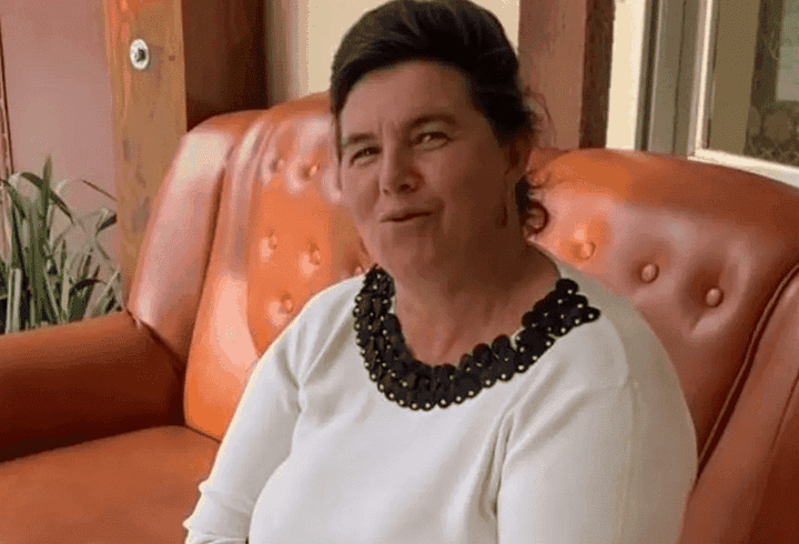 Cum arată Janine, fosta soție a lui Adrian Sârbu, la 55 de ani. Trăiește de mulți ani la Paris