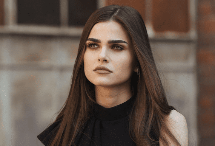 Cât costă hainele create de Bianca Drăgușanu: "Am început să cresc prețurile, asta e inflația în România"