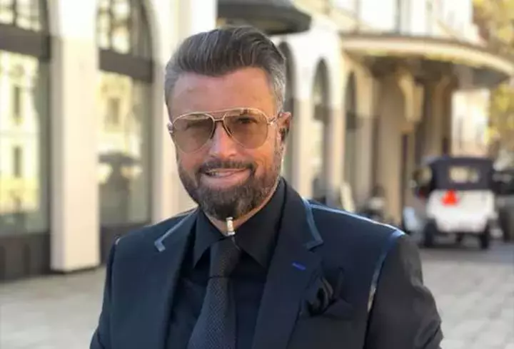 Ilie Năstase neagă despărțirea de Ioana Simion, deși ea a spus că ruptura e definitivă: „Stau cu ea în aceeași casă. De ce să mă împac, când noi doi nu am fost certați?”