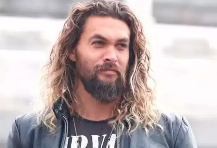 jason-momoa-fara-barba.5jpg-1