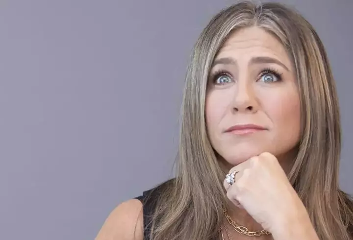 Cine este părintele Calistrat Chifan. Preotul filmat când lovește o femeie a mai fost cercetat pentru comportament violent