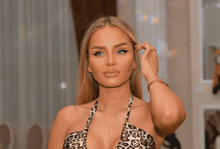 Cum arată Elena Băsescu după ce s-a spus că ar fi exagerat cu operațiile estetice