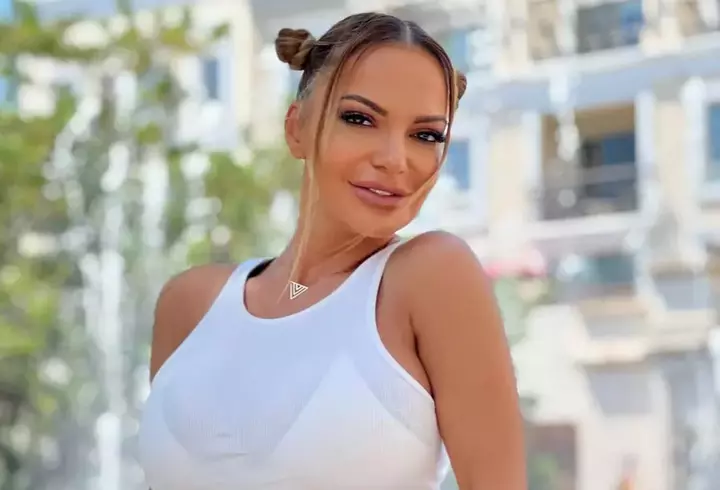 Ce pofte are Theo Rose în timpul sarcinii: ”I-am sunat și le-am zis că vreau...”