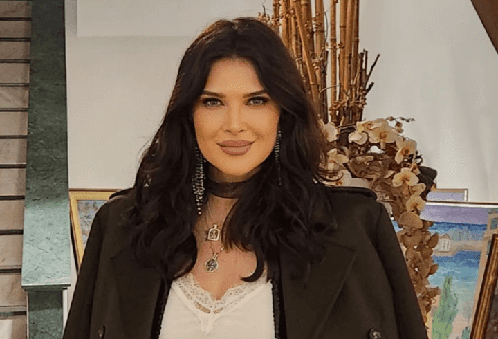 Oana Mizil l-a invitat pe Marian Vanghelie acasă, de Crăciun, după despărțire: "Important e să vină cu iubire. Familia înseamnă mamă și tată"