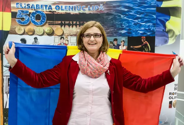Cum s-a îmbrăcat Nadia Comăneci la Grammy 2023 și cine a însoțit-o. A atras toate privirile pe covorul roșu!