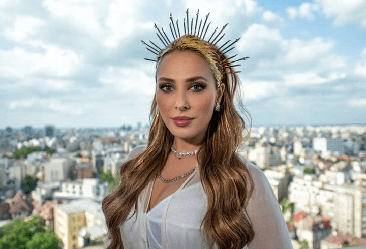 Iulia Vântur a petrecut de ziua ei în cea mai înaltă clădire din Dubai. De ce a lipsit Salman Khan de la petrecere: „Am făcut țăndări tot ghinionul. Gata, de acum...”/ EXCLUSIV