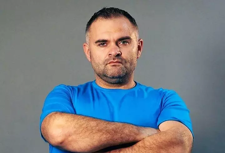 Ce ținută a purtat Catrinel Marlon pe covorul roșu, la Cannes 2023. A avut perucă și a atras toate privirile