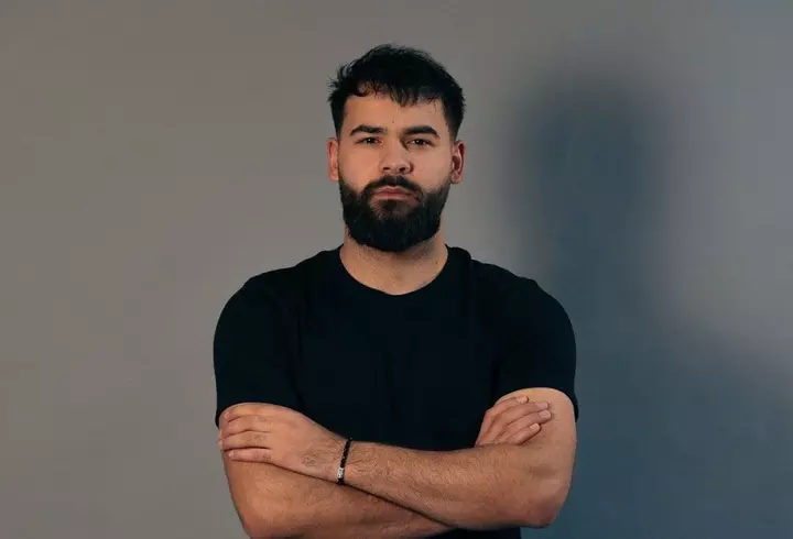 Soția lui Robert Moscalu de la Survivor, criticată dur pentru ținuta super sexy purtată la nunta lui Iancu Sterp: "Tipa goală cine este?"