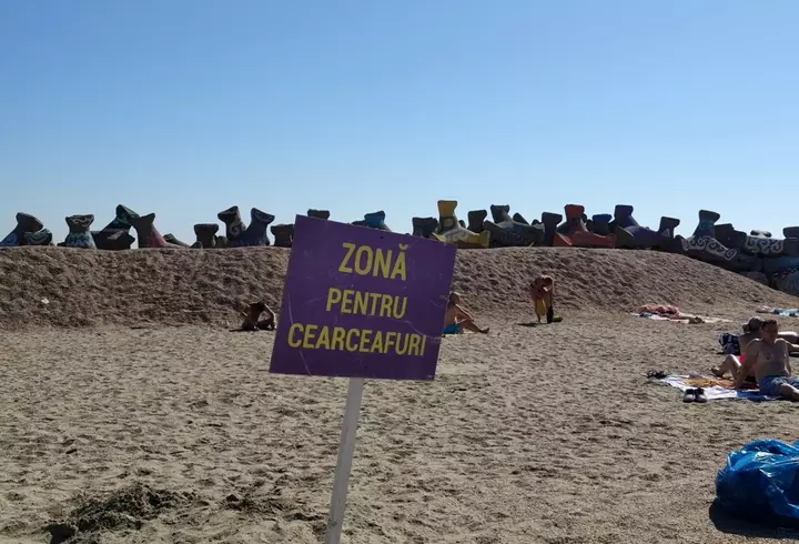Cum trăiesc turiștii români din Rodos coșmarul cauzat de incendiile de vegetație: "O catastrofă. Drumurile sunt închise"
