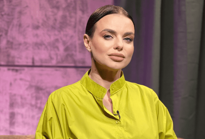 De ce boală suferă Lora: „Eram umflată și simțeam că mă ține pielea. Mă bucur tare că am aflat”. Ce operații estetice are artista / EXCLUSIV