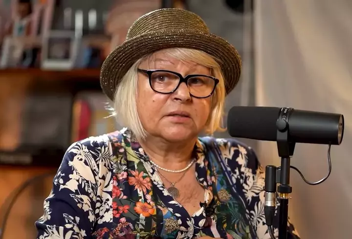 Cine este prima soție a lui Adrian Năstase și cu ce se ocupă în prezent. Au divorțat după un an și ea a plecat în America