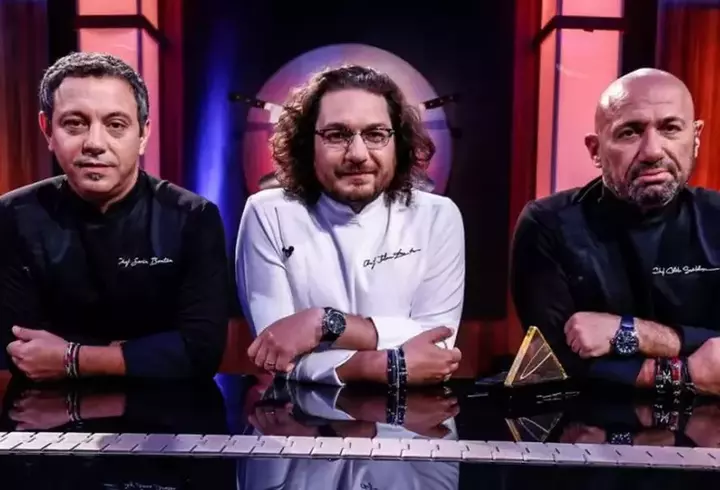 „Mona Segall nu se simte bine. Loviturile sub centură dor cel mai tare”. Mircea Radu, despre plecarea lui Bontea, Dumitrescu și Scărlătescu de la Chefi la Cuțite
