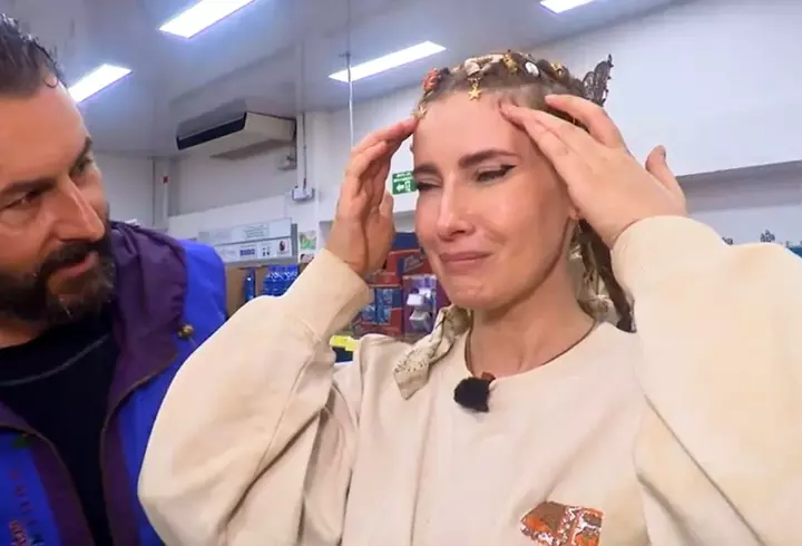 Cum a răspuns Iulia Albu la întrebarea „Cât de des faci dragoste cu Mike?”. Reacția fanilor: „Sunteți...”