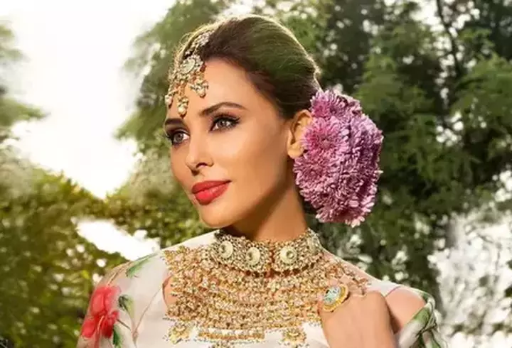 Unde s-au cunoscut Iulia Vântur și Salman Khan: „Nici măcar nu m-am întâlnit cu el în India!”. Cel care le-a făcut cunoștință celor doi a fost fostul ei iubit, Marius Moga
